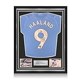 Exclusive Memorabilia Trikot von Manchester City 2023-24, signiert von Erling Haaland. Überlegener R
