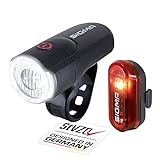 SIGMA SPORT - LED Fahrradlicht mit Batterien Set AURA 30 und CURVE | StVZO zugelassenes Vorderlicht und Rücklicht | Farbe: Schw