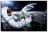 Dream-Arts Astronaut auf Mond Motiv auf Leinwand im Format: 120x80 cm. Hochwertiger Kunstdruck als Wandbild. Billiger als EIN Ölbild! Achtung KEIN Poster oder Plakat!
